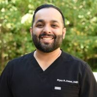Photo of Dr. Riyaz Jiwani