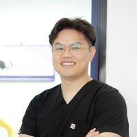 Photo of Dr. Nicholas Pham