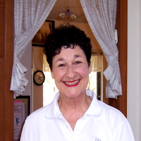 Photo of Elaine Levenson, CMT