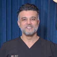 Photo of Dr. Muneeb Ali
