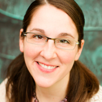 Photo of Dr. Lauren Whitelaw