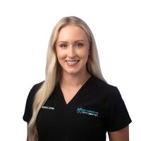 Photo of Dr. Alanna Larter