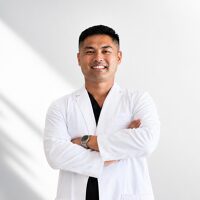 Photo of Dr. Eric Bui