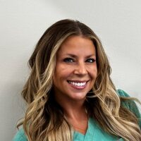 Photo of Dr. Lacey Yates