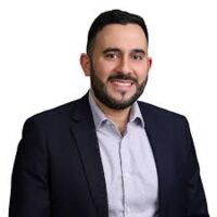 Photo of Dr. Faraz Tavoossi