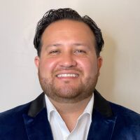 Photo of Dr. Michael Navarrete