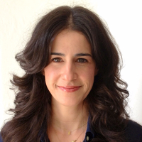 Photo of Dr. Manuela Maria Menendez