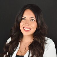 Photo of Dr. Gillian Degennaro