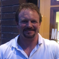 Photo of Dr. Daryl Moss