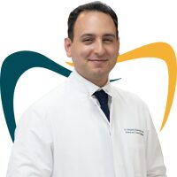 Photo of Dr. Benjamin Meshkinfam