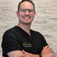 Photo of Dr. Grant Kasal