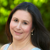 Photo of Dr. Lauren Muhlheim