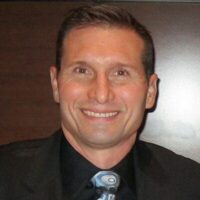 Photo of Dr. Douglas Pauls