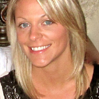 Photo of Dr. Erika Bell