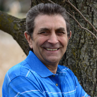 Photo of Dr. Chuck Listro