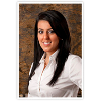 Photo of Dr. Newsha H. Kashani