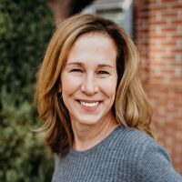 Photo of Dr. Christine McGowan