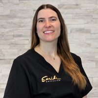 Photo of Dr. Sarah Drew