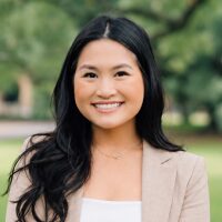 Photo of Dr. Stephanie Hoang