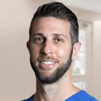 Photo of Dr. Zachary F. Rosen